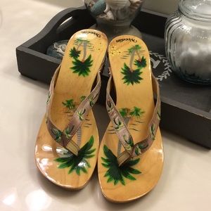 Woodies wooden sandals size 8.5